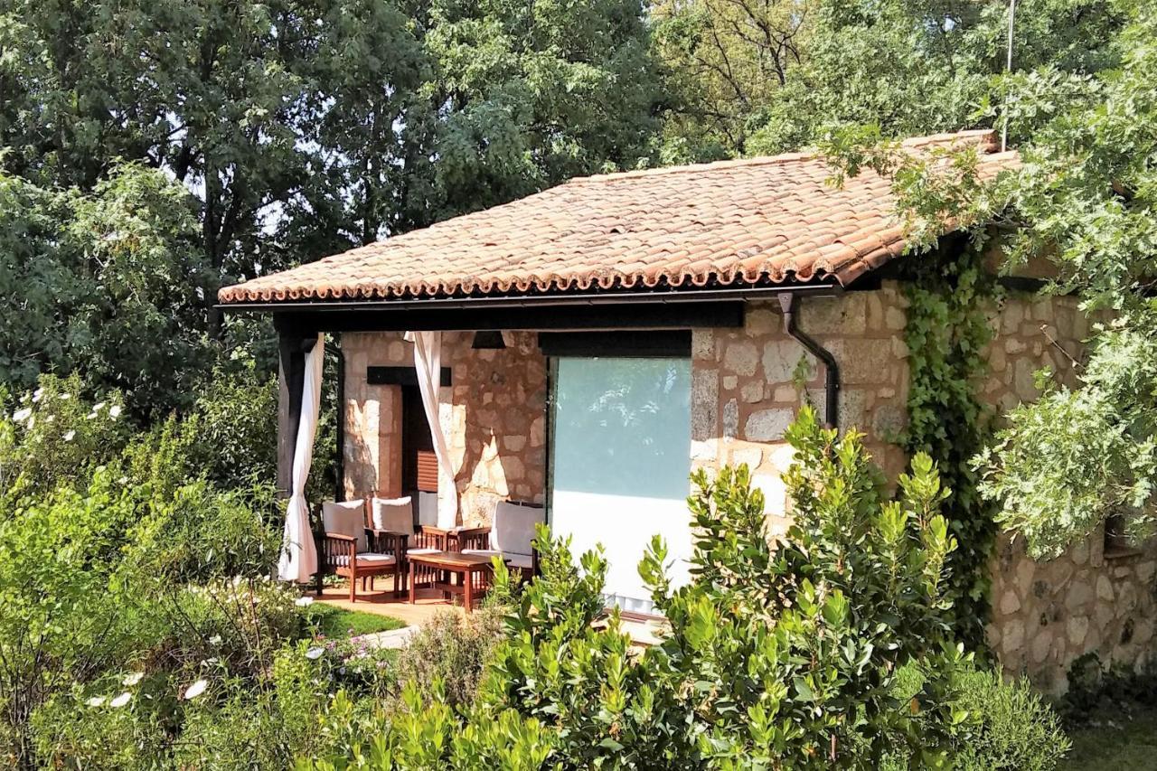 Apartamentos El Roble Valverde de la Vera Exterior photo