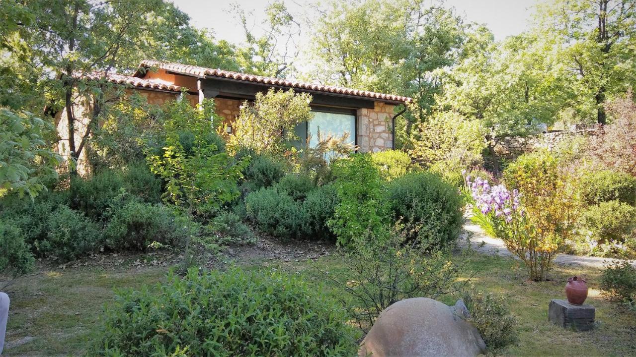 Apartamentos El Roble Valverde de la Vera Exterior photo